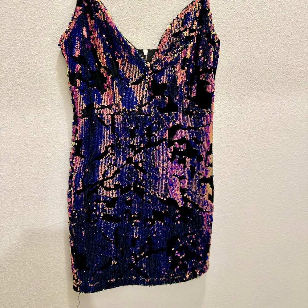 Metallic/Sequin Party Dress!